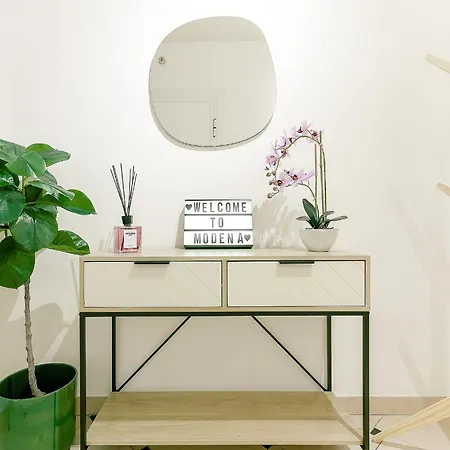 Rismondo 89 - 90m Piazza Roma Modena